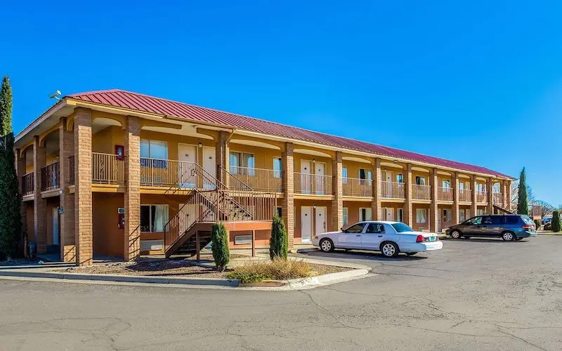 Rodeway Inn, Las Cruces, NM, sold by Scoggin Blue